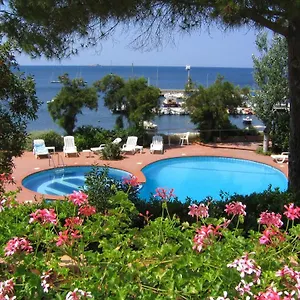 Mare 3*, Portoferraio Italia